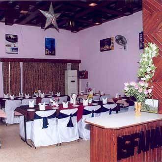 Rahi Tourist Bungalow Hotell Moradabad Exteriör bild